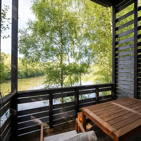 Forest Mansion Retreat Feriehus