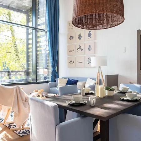 Forest Mansion Retreat * Antoing