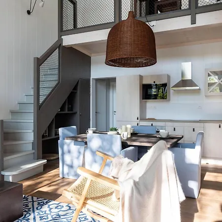 Forest Mansion Retreat Feriehus *