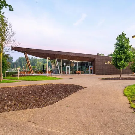 Forest Mansion Retreat 度假居