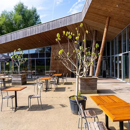 Forest Mansion Retreat 度假居 Antoing