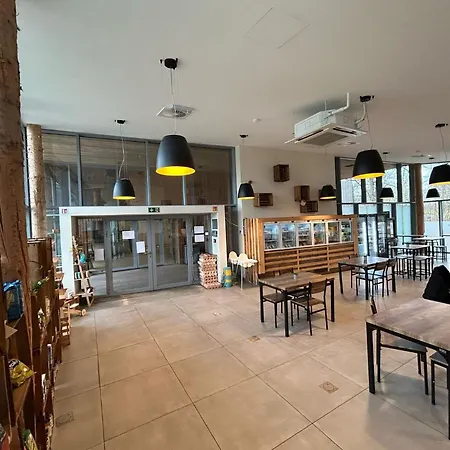 Forest Mansion Retreat * Antoing