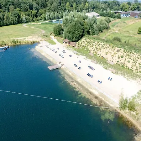 Forest Mansion Retreat * Antoing