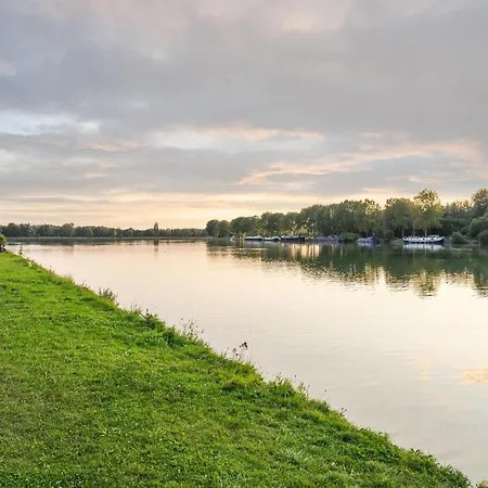 Forest Mansion Retreat Feriehus