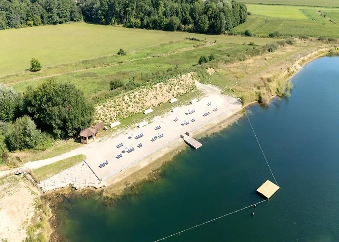 Forest Mansion Retreat Hébergement de vacances Antoing